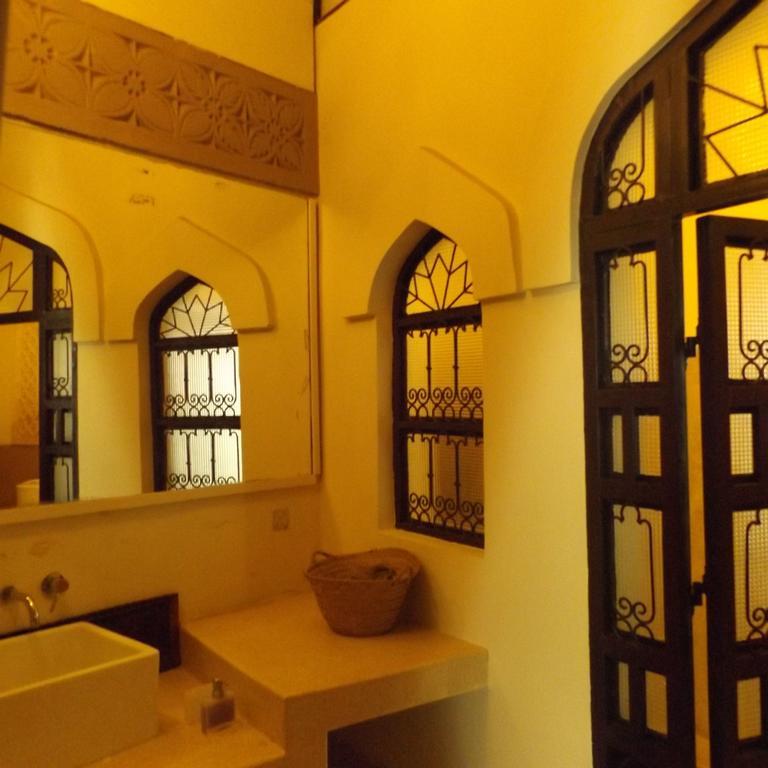 Mashariki Palace Hotel ザンジバルシティ エクステリア 写真
