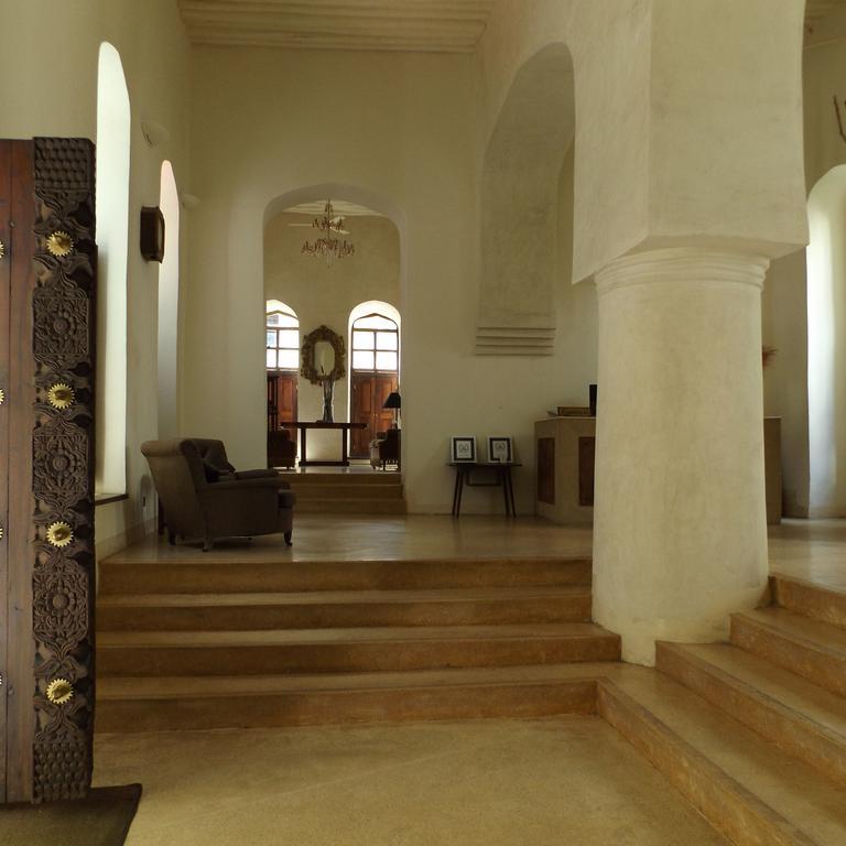 Mashariki Palace Hotel ザンジバルシティ エクステリア 写真