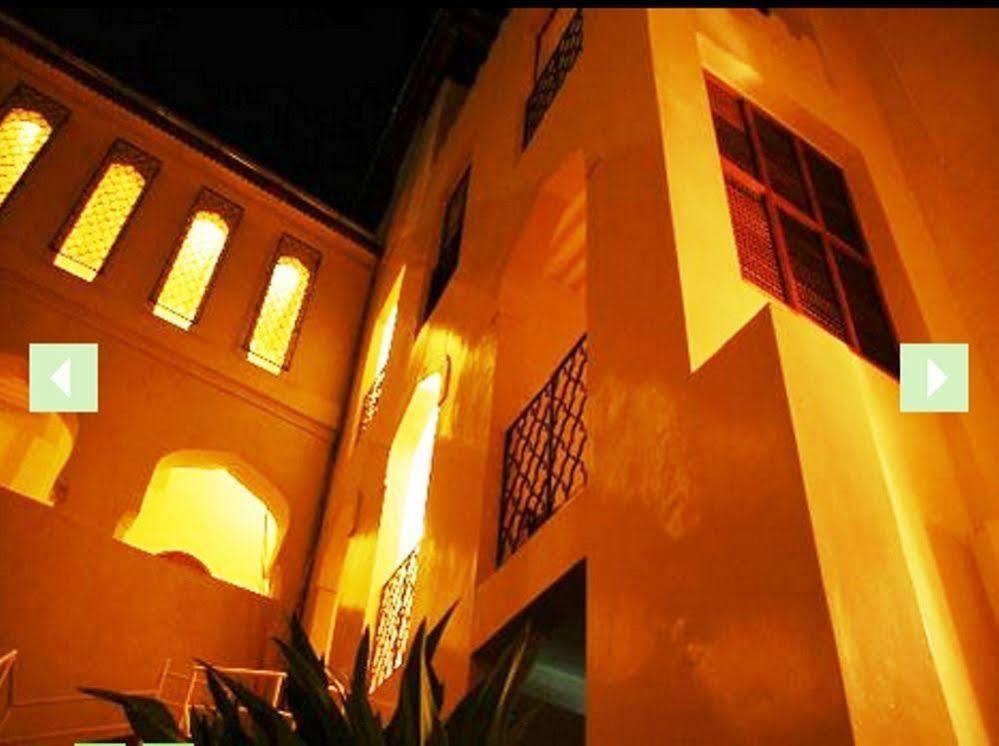 Mashariki Palace Hotel ザンジバルシティ エクステリア 写真
